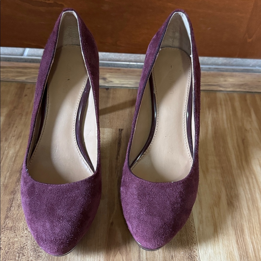 Calvin Klein show size 7